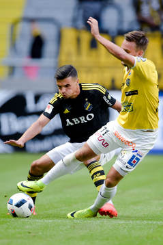 s Ahmed Yasin och Falkenbergs Johannes Vall