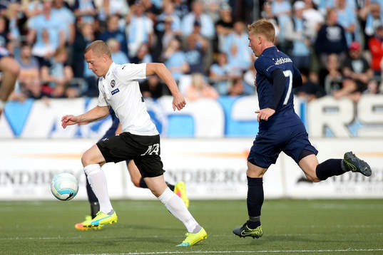 Örebros Daniel Gustavsson och Malmö FFs Anders