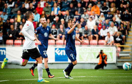 Malmö FFs Markus Rosenberg jublar