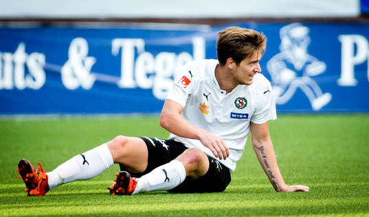 Örebros Victor Sköld deppar