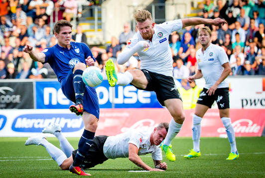 Malmö FFs Vidar Örn Kjartansson mot Örebros Michael