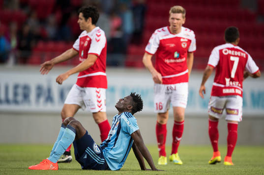 Djurgårdens Michael Olunga deppar