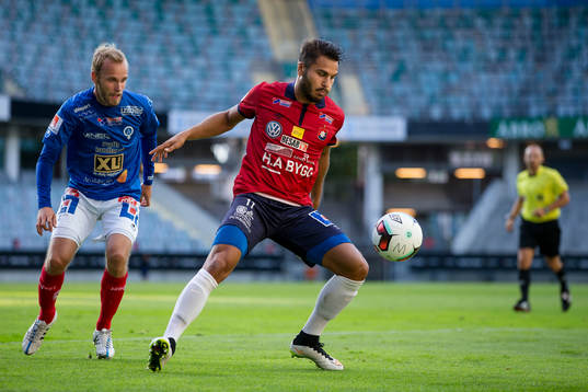 Örgrytes William Atashkadeh före Åtvidabergs Hampus