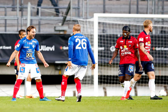 Åtvidabergs Simon Helg jublar