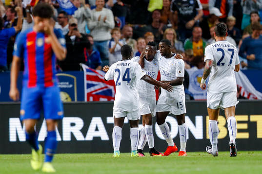 Leicester Citys spelare jublar