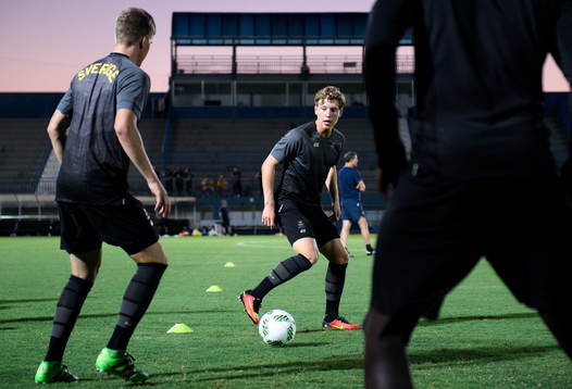 Sveriges Alexander Fransson på en träning med det svenska
