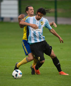 IFK Hässleholms Ameer Naseer i matchen i Svenska Cupen