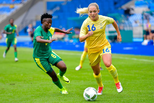 Sydafrikas Mammmello Makhabane och Sveriges Elin Rubensson