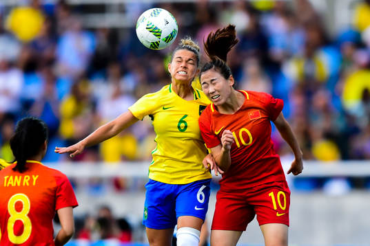 BrasiliensTamires och Kinas Li Yang