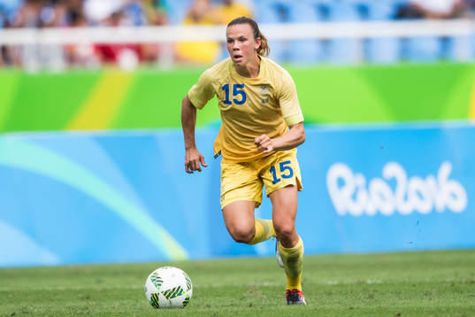 Sveriges Jessica Samuelsson i fotbollsmatchen mellan