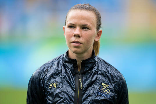 Sveriges Jessica Samuelsson i fotbollsmatchen mellan