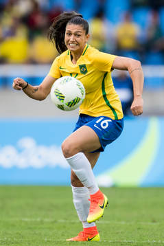 Brasiliens Beatriz i fotbollsmatchen mellan Brasilien och