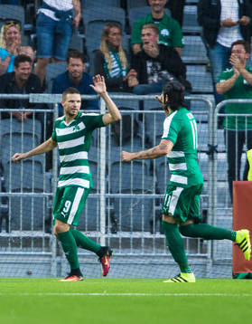 Panathinaikos Marcus Berg jublar med lagkamrater