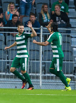 Panathinaikos Marcus Berg jubelefter sitt 2-0 mål