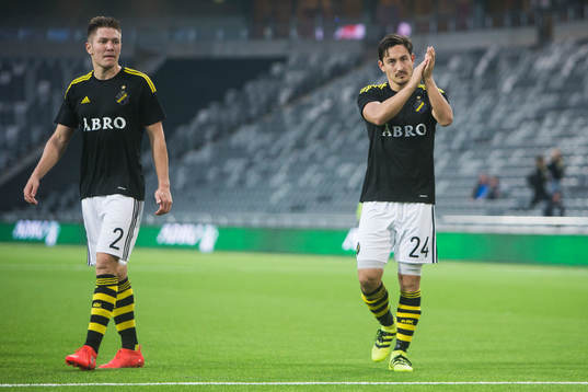 s Stefan Ishizaki och Haukur Heidar Hauksson deppar