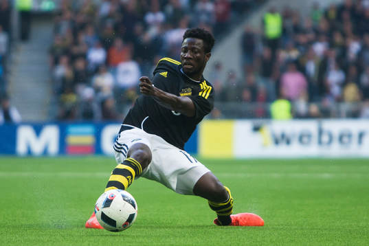 s Ebenezer Ofori i aktion