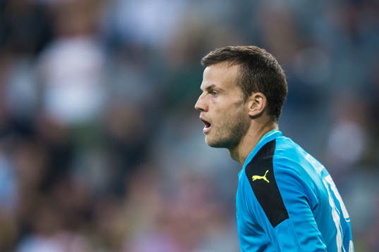 Panathinaikos målvakt Luke Steele