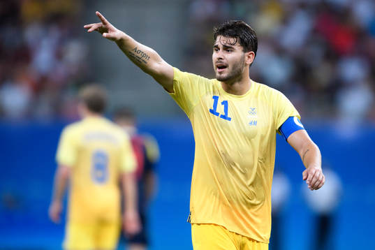 Sveriges Astrit Ajdarevic i fotbollsmatchen mellan Sverige