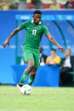Nigerias Usman Muhammed i fotbollsmatchen mellan Nigeria