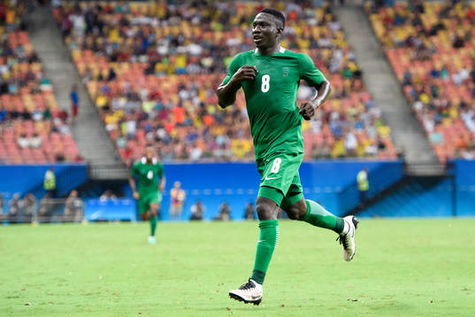 Nigerias Oghenekaro Etebo jublar