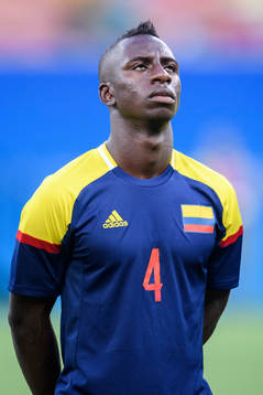 Colombias Deiver Machado vid lineup innan fotbollsmatchen