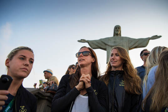 Olivia Schough, Lotta Schelin och Emma Berglund när