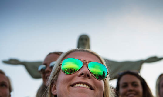 Emelie Lundberg när Sveriges damfotbollslandslag besöker