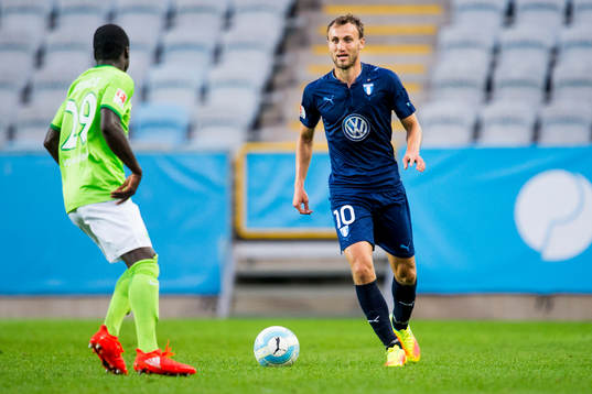 Wolfsburgs Amara Conde och Malmö FFs Magnus Wolff Eikrem