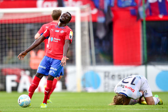 Helsingborgs  Lalawélé Atakora reagerar