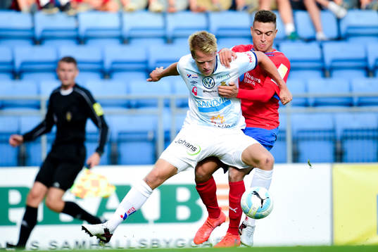 Gefles Martin Rauschenberg och Helsingborgs Jordan Larsson