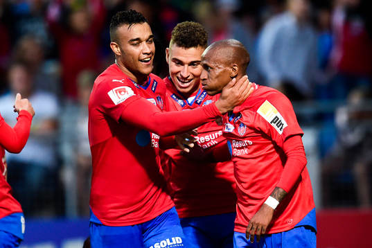 Helsingborgs Tyrell Rusike , Jordan Larsson och Amethyst