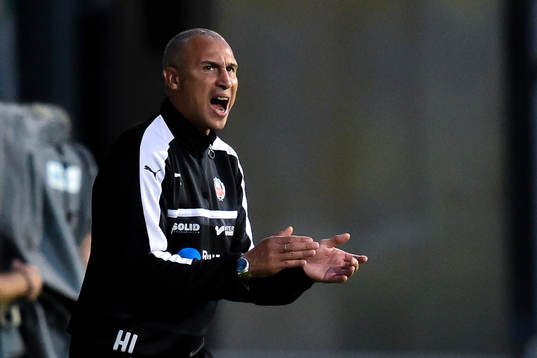 Helsingborgs manager Henrik Larsson  reagerar