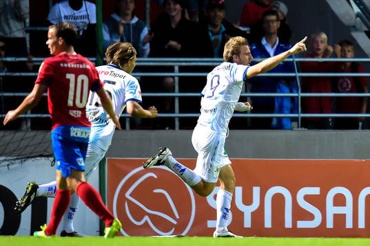 Gefles Johan Oremo jublar
