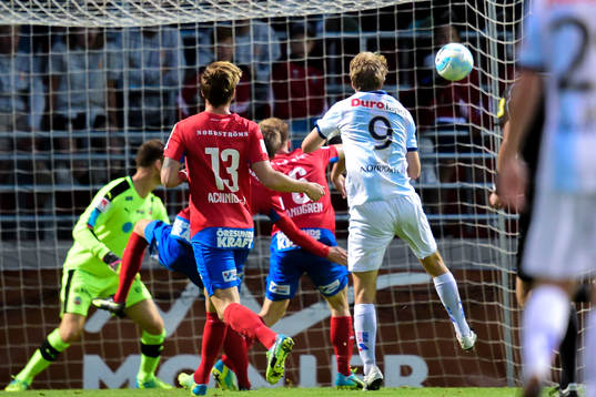 Gefles Johan Oremo kvitterar till 2-2