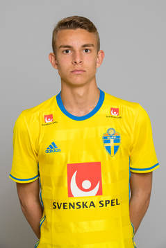 Oliver Verona Grönberg som spelar i P15/01 landslaget i