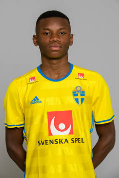 Sylvin Kayembe som spelar i P15/01 landslaget i fotboll