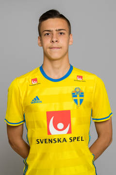 Adam Ben Lamine som spelar i P15/01 landslaget i fotboll