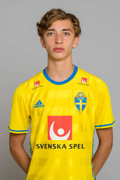 John Ekdal som spelar i P15/01 landslaget i fotboll