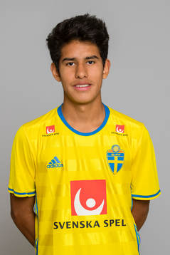 Victor Göransson som spelar i P15/01 landslaget i fotboll