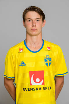Noah Ekberg som spelar i P15/01 landslaget i fotboll