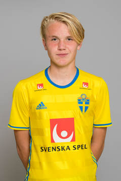 Teodor Wålemark som spelar i P15/01 landslaget i fotboll