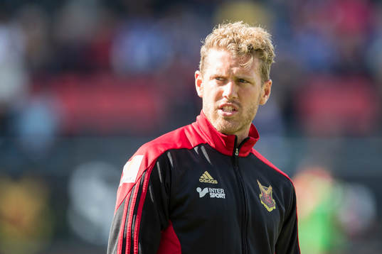 Östersunds Stefan Karlsson värmer upp
