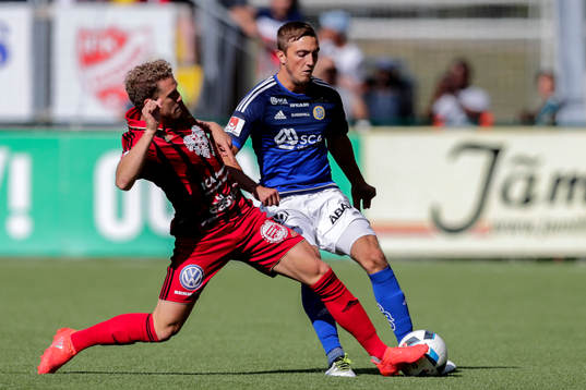 Bläddra bland fler bilder av Fotboll, Allsvenskan, Östersund - Sundsvall