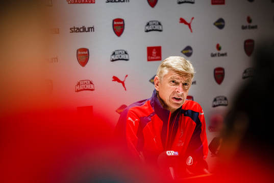 Bläddra bland fler bilder av Fotboll, Presskonferens, Arsenal
