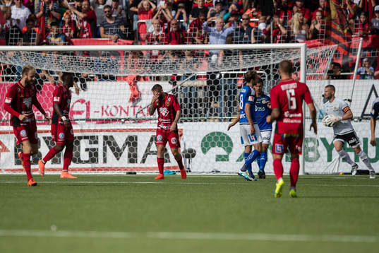Östersunds Andrew Stadler deppar