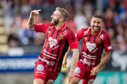 Östersunds Andrew Stadler jublar