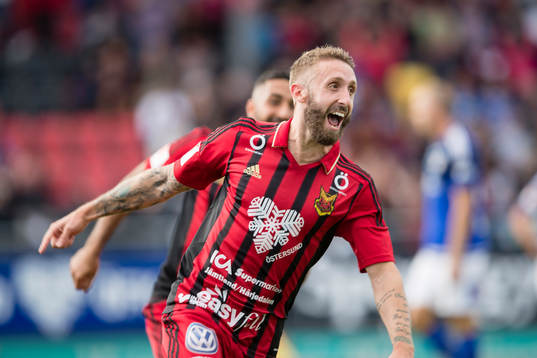 Östersunds Andrew Stadler jublar