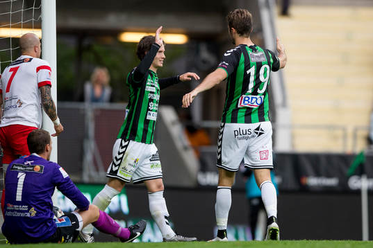 GAIS Robin Book jublar ihop med Dardan Rexhepi