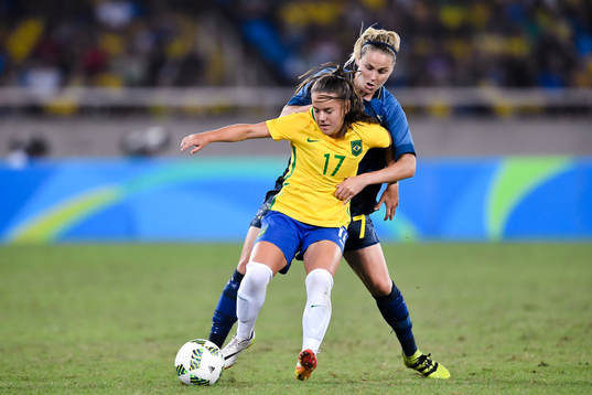 Brasiliens Andressa och Sveriges Lisa Dahlkvist  i