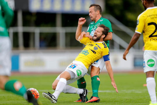 Falkenbergs David Svensson och Jönköpings Fredric Fendrich